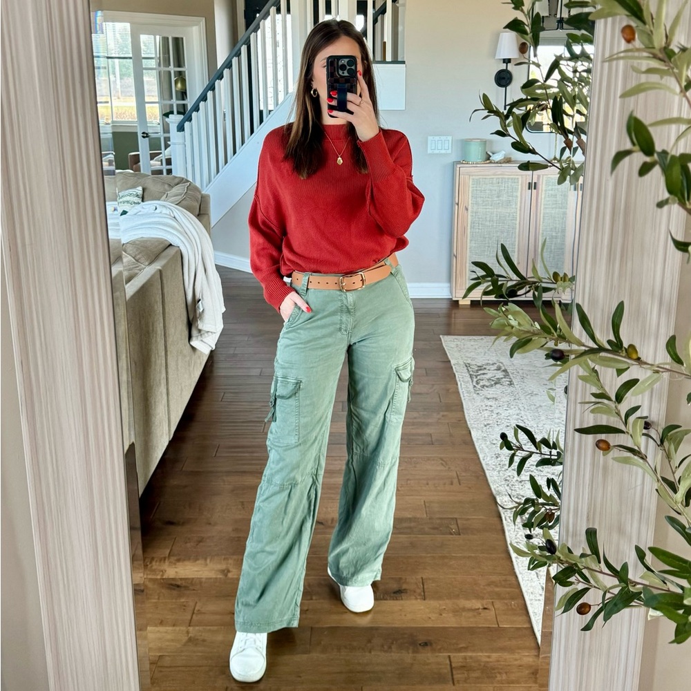 American Eagle cargo pants